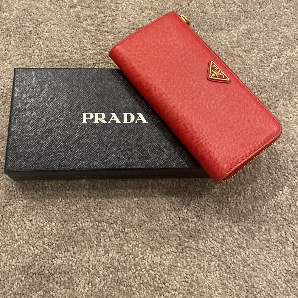 Prada Large Zip Around Wallet - image 7